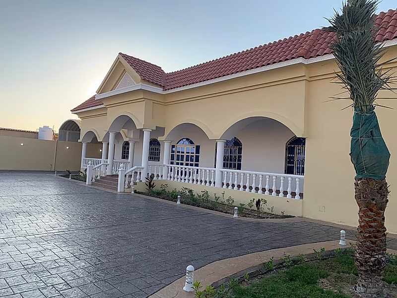 فيلا ضخمة 3 + خادمة + مجلس في أم عبيرية - Photo 2