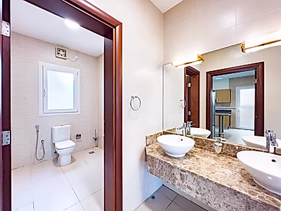 Luxurious Lagoon: Semi-Furnished 5-Bedroom Villa.