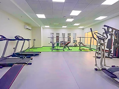 FULLY FURNISHED ONE BEDROOM WITH ALL BILLS IN OLD AIRPORT..