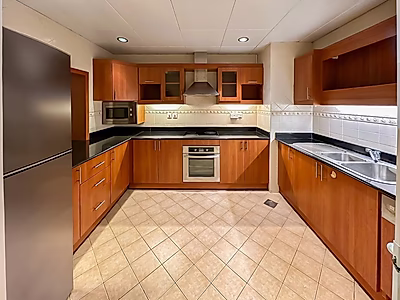 Spacious 2BR Apartment In Porto Arabia With Large Balcony | The Pearl - Qatar