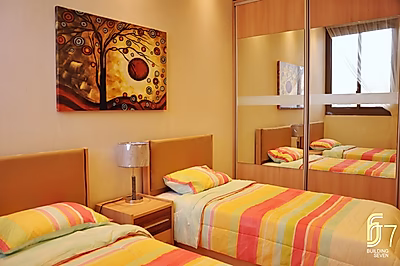 شَقَّة مُفْرَشَة كَامِلًا غُرْفَتَيْ نَوْم فِي أُم غُوَيْلِينَة