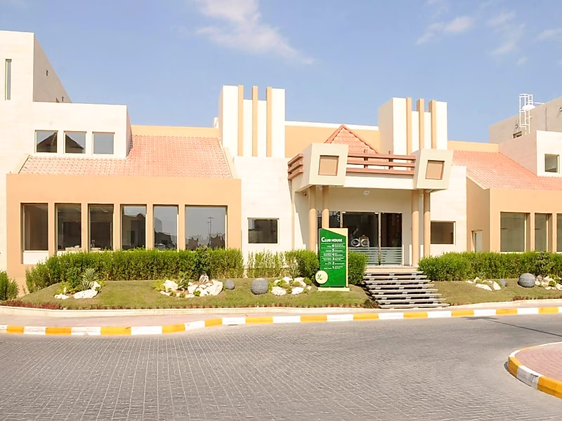 FURNISHED 4BR + MAID VILLA IN ABU SIDRA - Photo 15