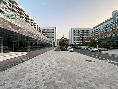 متجر مذهل بمنطقة لوسيل