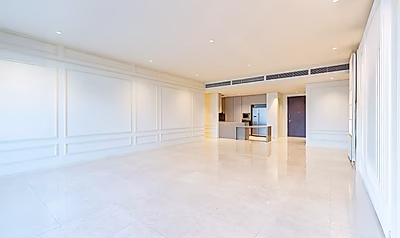 **شقة ضخمة مكونة من 3 غرف نوم + غرفة خادمة جاهزة للانتقال عند دفع 35٪ دفعة أولى**