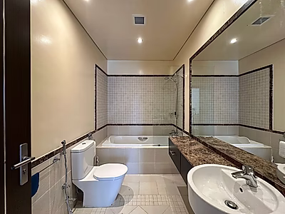 STUNNING 3BR FOR SALE WITH TITLE DEED | SEA VIEWS