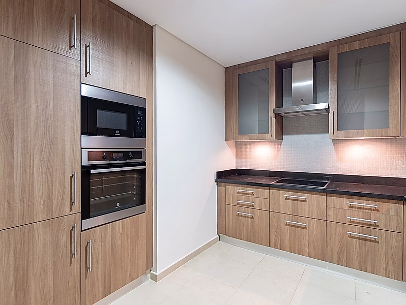 Utilities Included | 1BR Semi Furnished Apt. In The Pearl - Photo 12