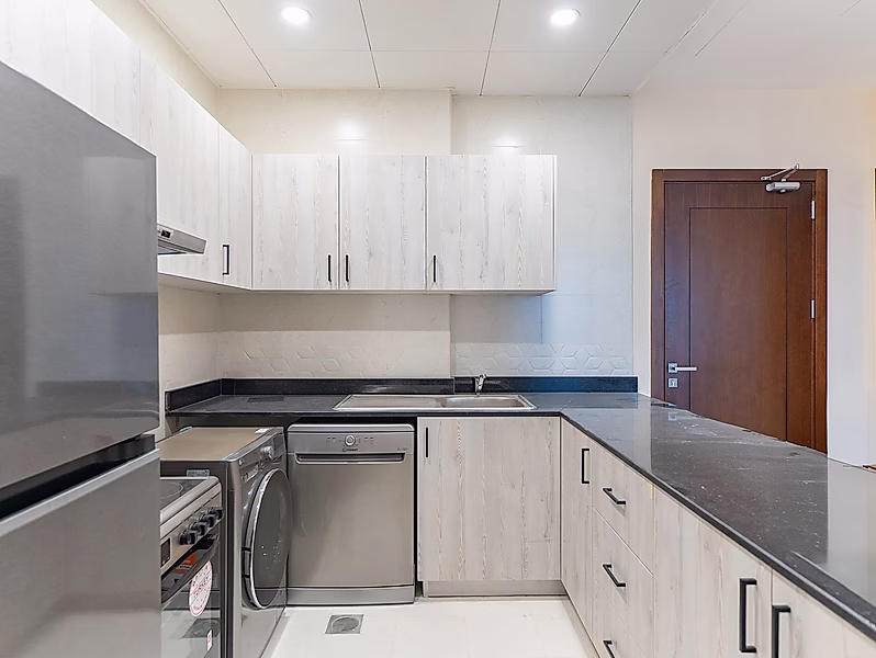 غرفة نوم واحدة مفروشة | جديدة تمامًا | تتضمن خدمة الواي فاي - Photo 6