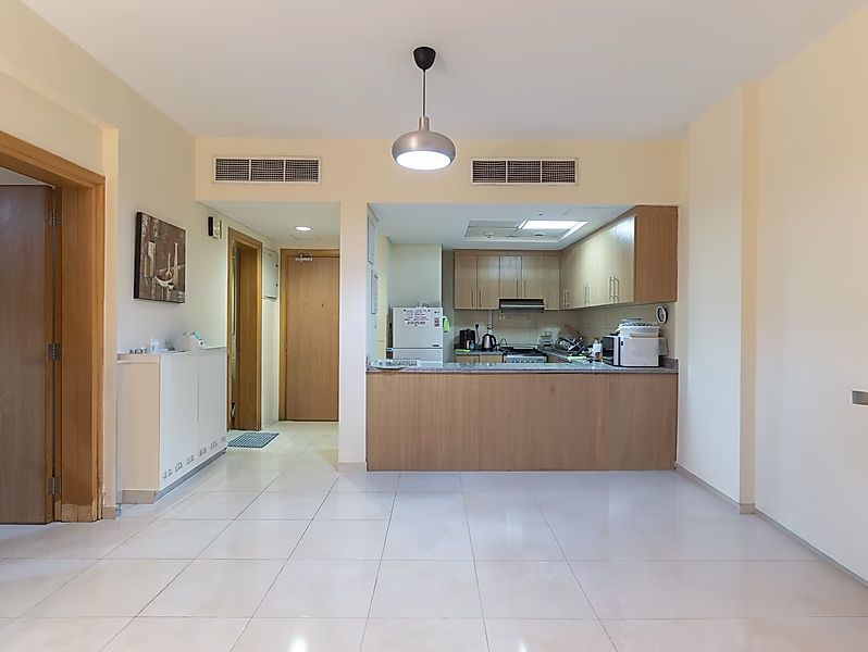 GREAT INVESTMENT | TENANTED 1BR | FOX HILLS - Photo 1