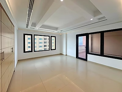 UNLOCK INVESTMENT POTENTIAL IN PORTO ARABIA! FULLY RENOVATED 2 BEDROOM | UNIQUE LAYOUT