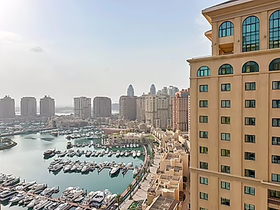 UNLOCK INVESTMENT POTENTIAL IN PORTO ARABIA! FULLY RENOVATED 2 BEDROOM | UNIQUE LAYOUT