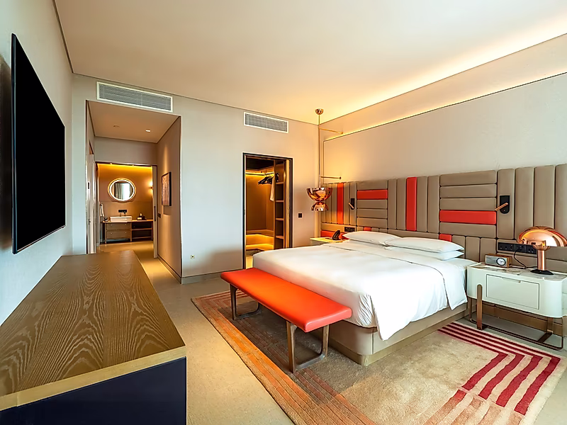5 STAR HOTEL  | DELUXE 1 BEDROOM | WEST BAY - Photo 1