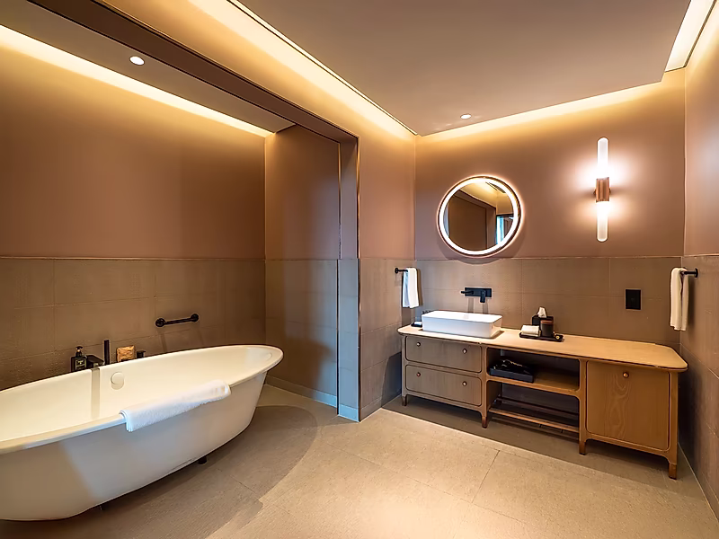 5 STAR HOTEL  | DELUXE 1 BEDROOM | WEST BAY - Photo 9