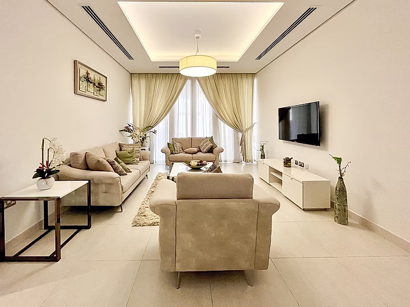 Exquisite 5BR - Villa in Aspire Zone Area | 2 Free Months - Photo 10