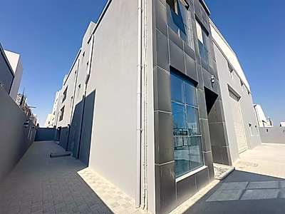 مستودع جديد بمساحة 1000 متر مربع في بركة العوامر