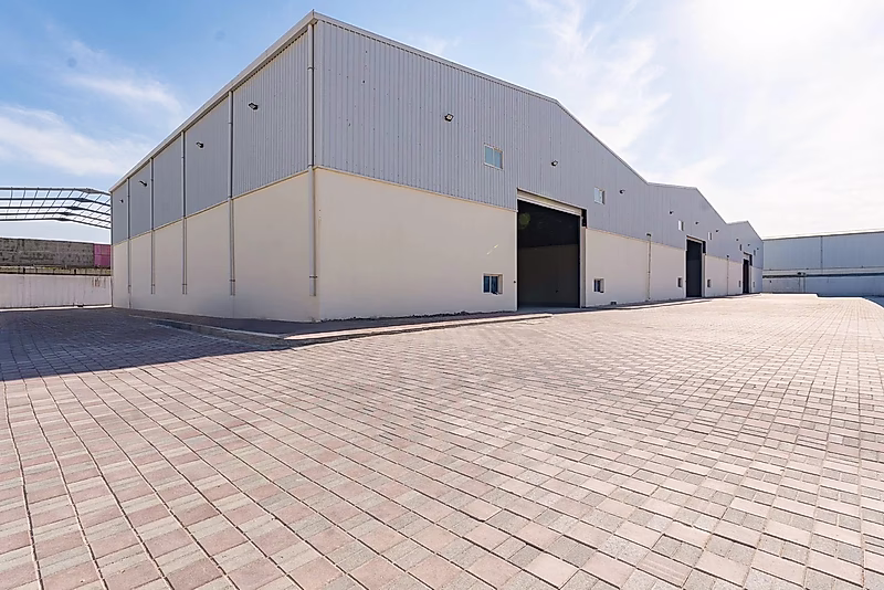 8000 SQM Warehouse with Large Outdoor Space in Birkat Al Awamir - Photo 18
