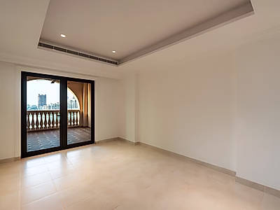 1BHK  WITH BREATHTAKING MARINA VIEW