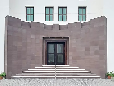 2880 متر مربع (طابق سفلي وأرضي وطابقين)، مساحة تجارية مفتوحة || فترة سماح || موقع متميز ومرموق || رؤية عالية || مواقف سيارات واسعة