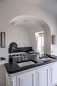 Exclusive Duplex | Paris 16, Between Arc de Triomphe & Victor-Hugo