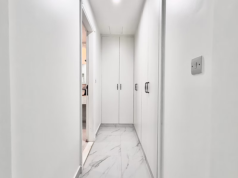 STUNNING REFINED 2-BEDROOM APARTMENT | PORTO - Photo 9