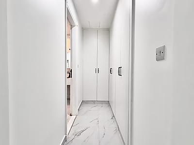 STUNNING REFINED 2-BEDROOM APARTMENT | PORTO