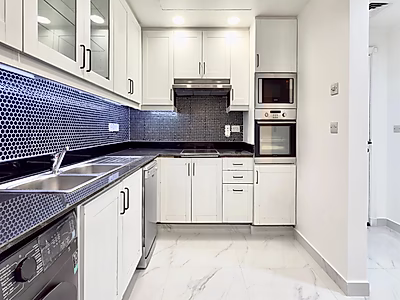 STUNNING REFINED 2-BEDROOM APARTMENT | PORTO