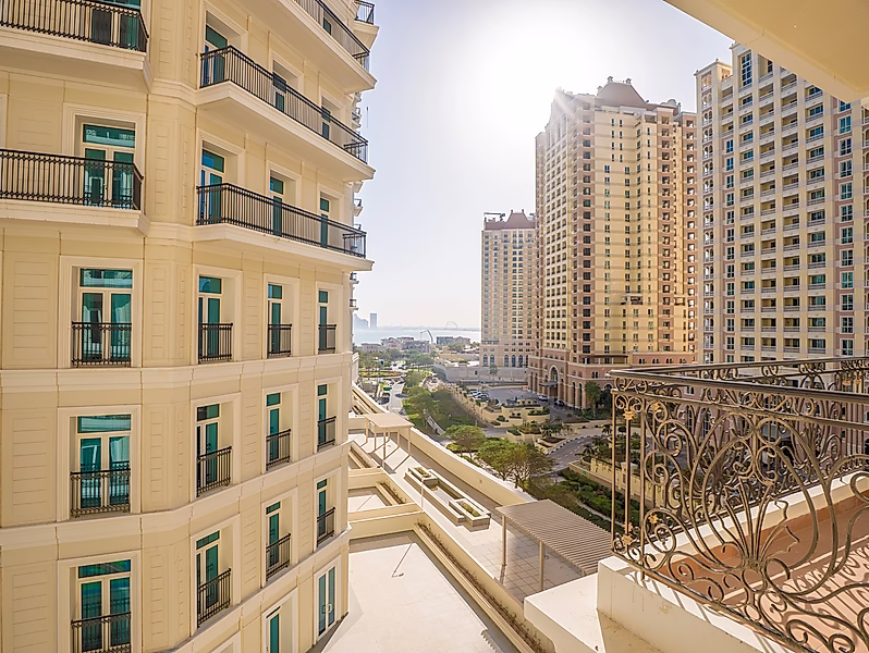 LUXURIOUS 1BR FURNISHED APARTMENT | THE PEARL - Photo 14