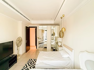 Elegant 3-Bedroom Apartment with Maid’s Room & Stunning Marina View | Porto Arabia, The Pearl-Qatar