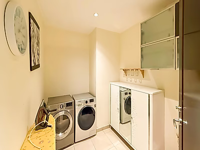 Elegant 3-Bedroom Apartment with Maid’s Room & Stunning Marina View | Porto Arabia, The Pearl-Qatar