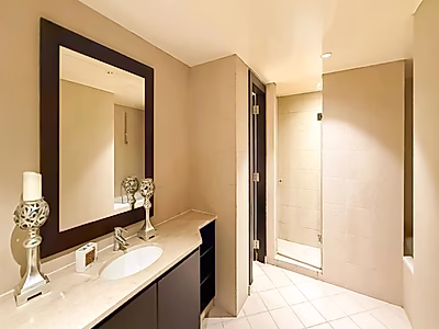 Elegant 3-Bedroom Apartment with Maid’s Room & Stunning Marina View | Porto Arabia, The Pearl-Qatar