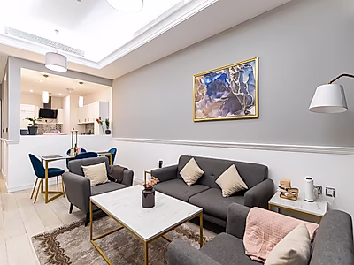 راحة معيشية حديثة في قلب السد – شقة غرفة وصالة في برج بن الشيخ