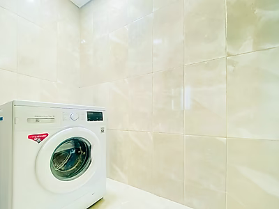 شقة واسعة بغرفة نوم واحدة | شرفتان | مؤجرة | سند ملكية