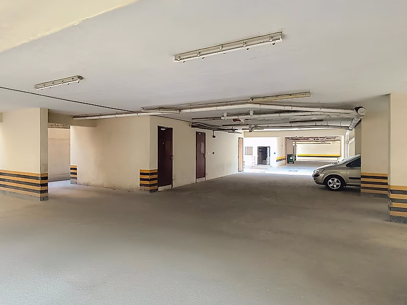 EXCELLENT DEAL | APARTMENT BUILDING FOR SALE | MADINAT KHALIFA - Photo 7