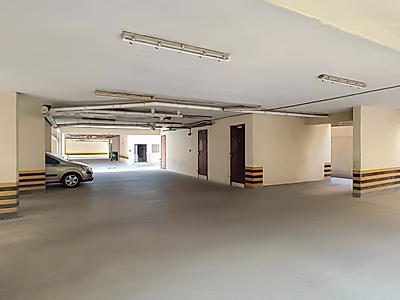 صفقة ممتازة | مبنى سكني للبيع | مدينة خليفة