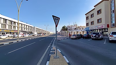 محل تجاري للإيجار في العزيزية 2 موقع مميز