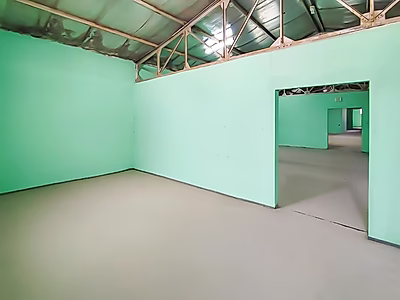 مستودع مع طابق نصفي ومكاتب للإيجار في المنطقة الصناعية القديمة - 1200 متر مربع