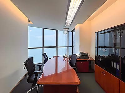 Stunning Sea View Office in West Bay – 216 SQM