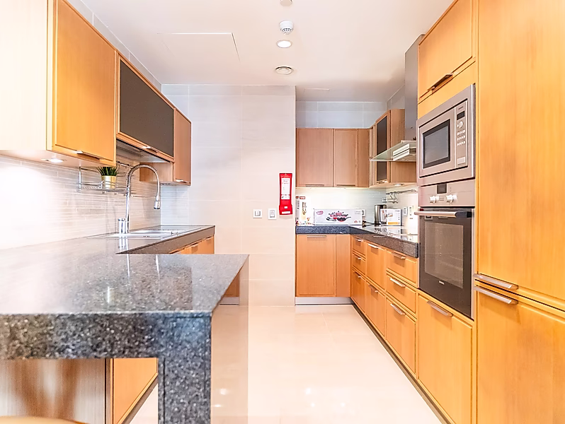 BILLS INCLUDED | FURNISHED 1BR APARTMENT | THE PEARL - Photo 6