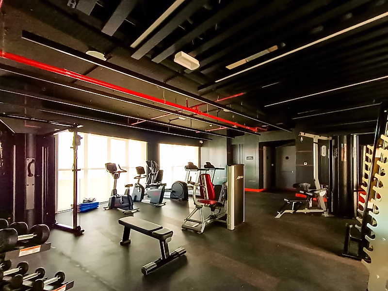 تراس كبير 2 سرير | مفروشة | شاملة الفواتير - Photo 38