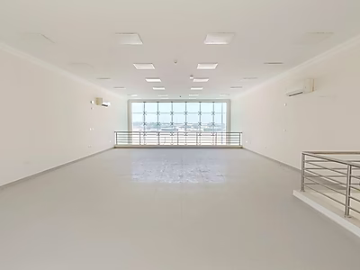 B+G+M | مستودع أغذية | تخزين بارد | صالة عرض | مكاتب | غرف