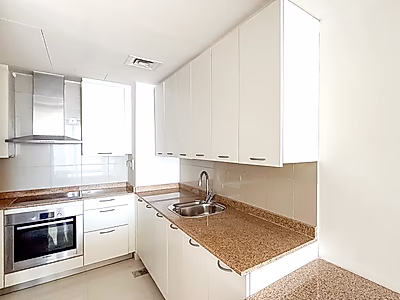 استيقظ على إطلالات الواجهة البحرية - استوديو سكن في فيفا بحرية