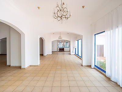 دخول إلى الشاطئ | فيلا 4 غرف نوم + غرفة خادمة | لاجون ويست باي