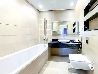 وصول إلى الشاطئ | شقة مفروشة غرفتين + غرفة تخزين | شامل كل شيء