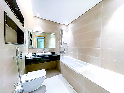 وصول إلى الشاطئ | شقة مفروشة 3 غرف نوم + غرفة تخزين | شامل كل شيء