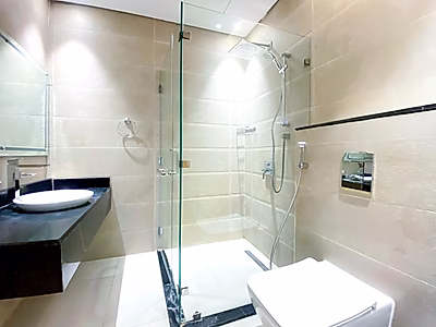 وصول إلى الشاطئ | شقة مفروشة 3 غرف نوم + غرفة تخزين | شامل كل شيء