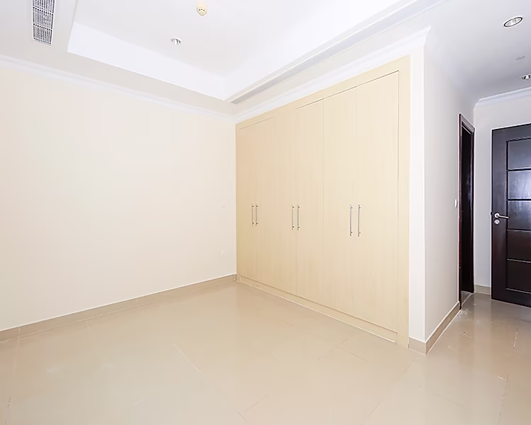 GREAT INVESTMENT! 1-BEDROOM HIGH FLOOR | PORTO - Photo 6