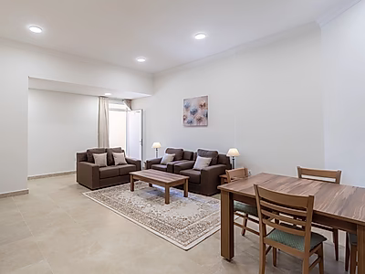 شقة مفروشة بالكامل مكوّنة من غرفتي نوم | العزيزية