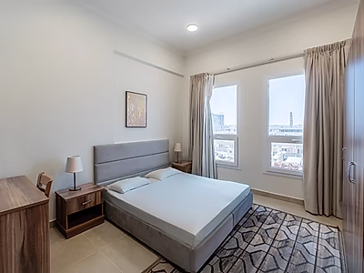 شقة مفروشة بالكامل مكوّنة من غرفتي نوم | العزيزية