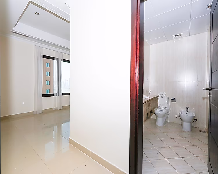 GREAT INVESTMENT! 1-BEDROOM HIGH FLOOR | PORTO - Photo 8