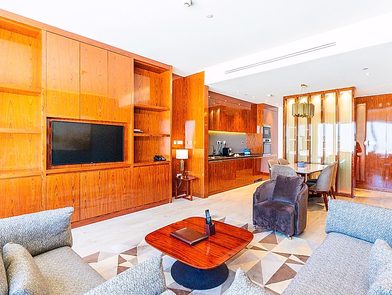 LUXURIOUS 2BR +MAID'S SERVICED APARTMENT | WEST BAY - Photo 1