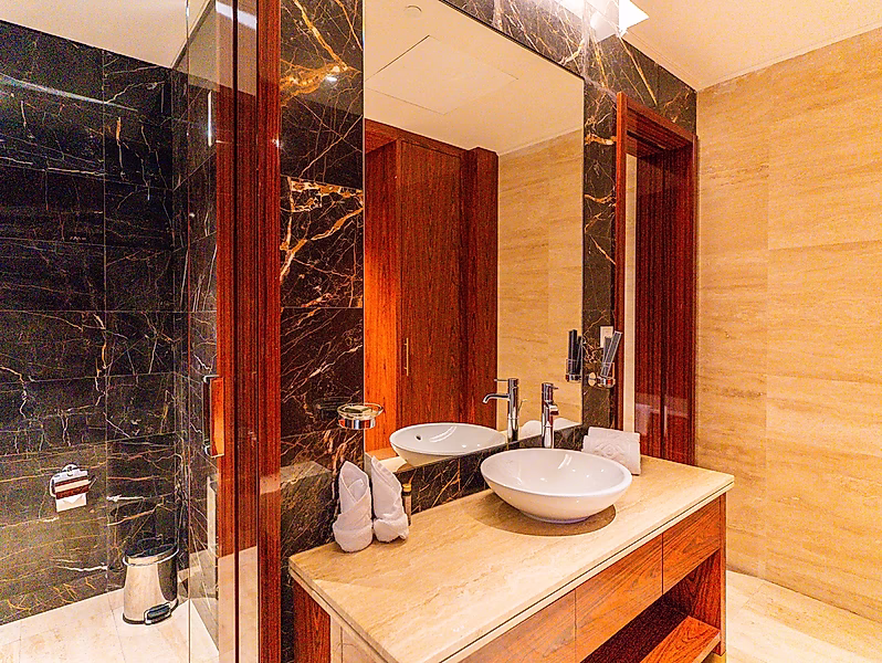 LUXURIOUS 2BR +MAID'S SERVICED APARTMENT | WEST BAY - Photo 24